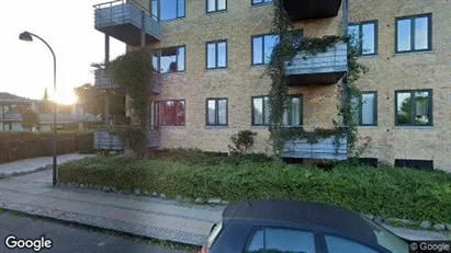 Lejligheder til salg i Charlottenlund - Foto fra Google Street View