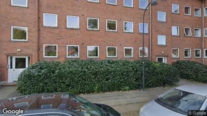 Lejligheder til salg i Charlottenlund - Foto fra Google Street View